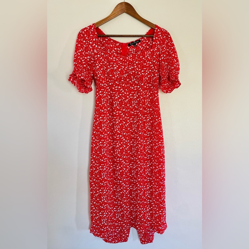 Red Floral MIDI Dress with Sweetheart Neckline